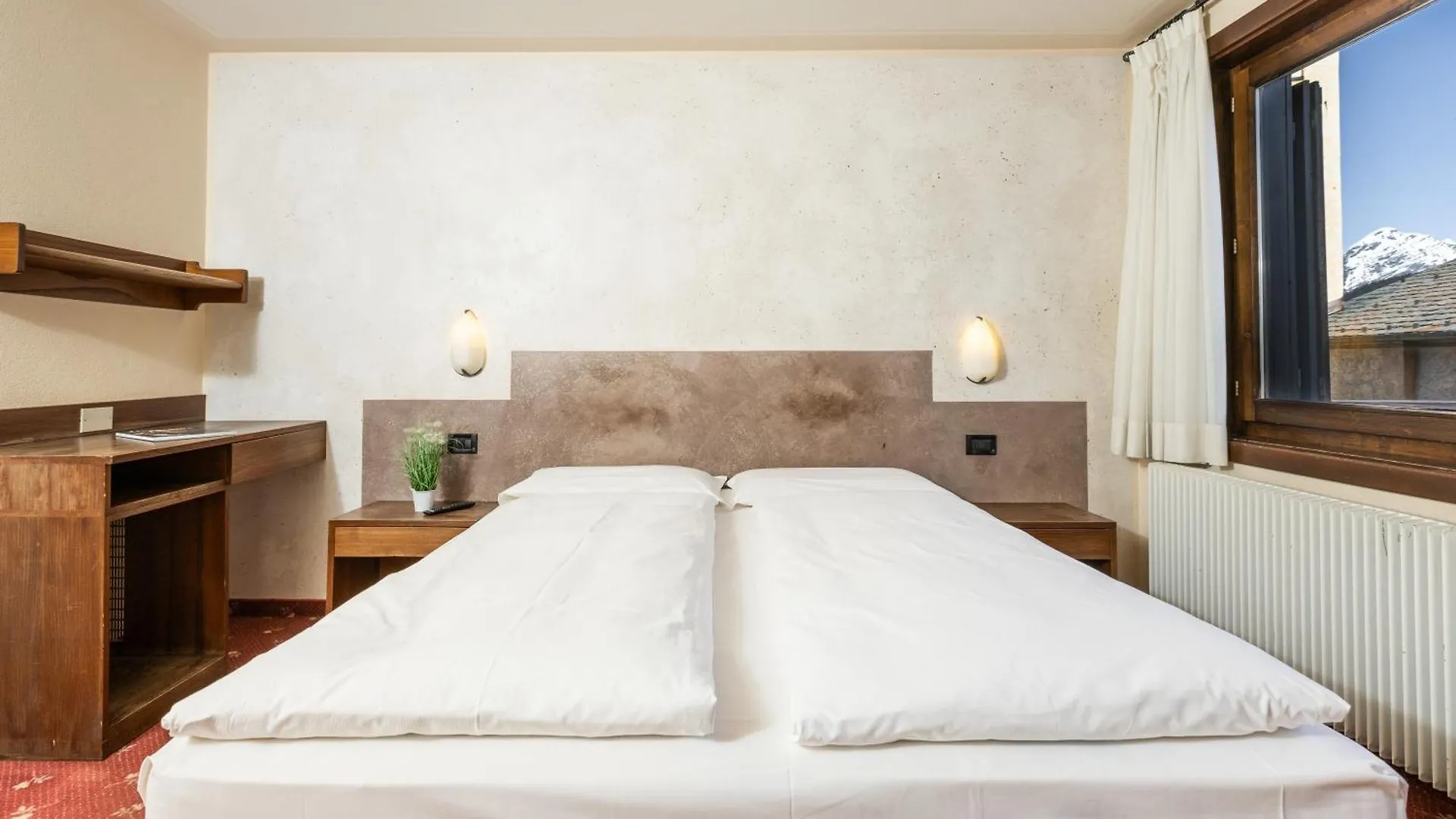 Hotel Cardo Isolaccia