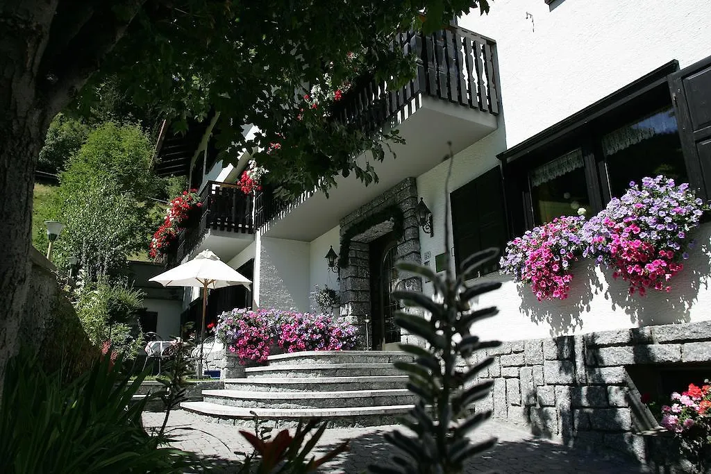 Hotel Cardo Isolaccia