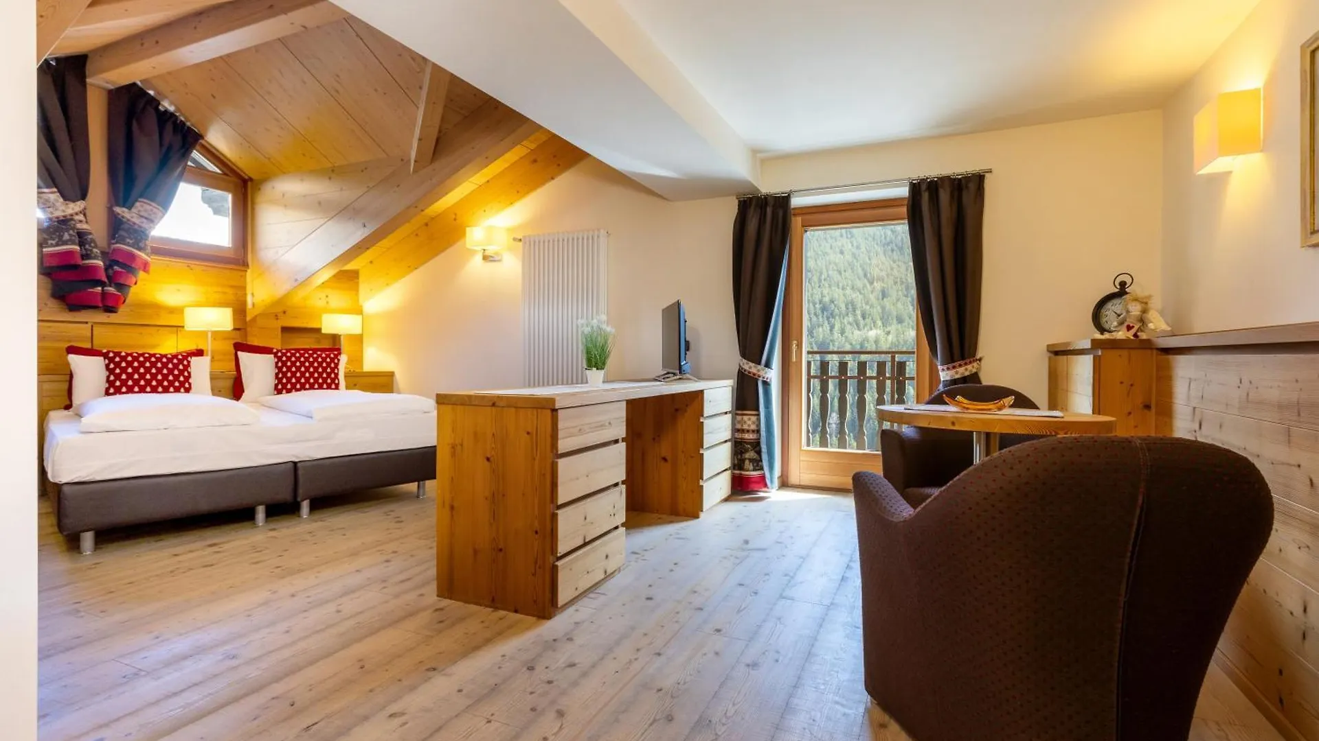 ***  Hotel Cardo Isolaccia Italy