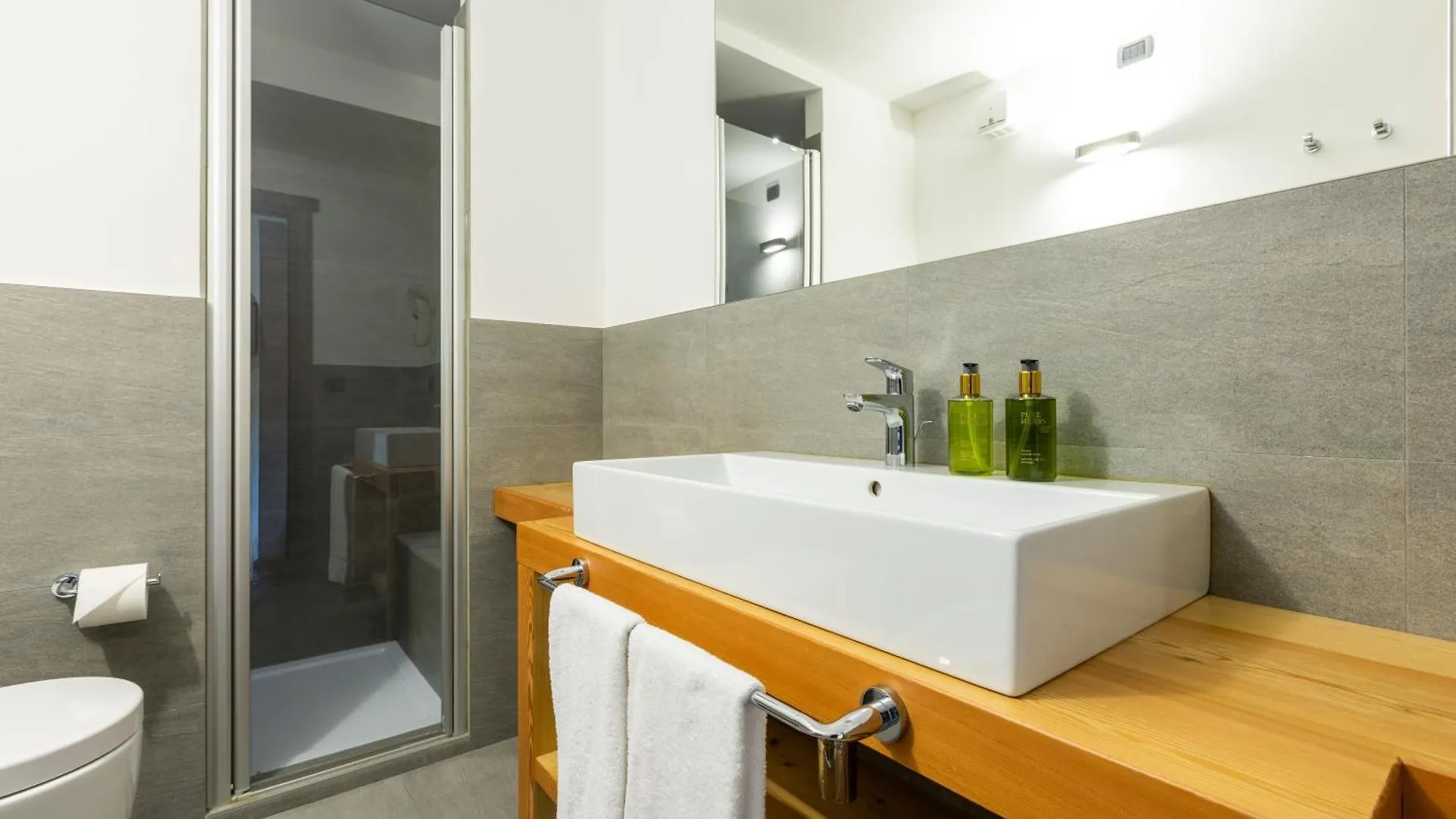 Hotel Cardo Isolaccia 3*,