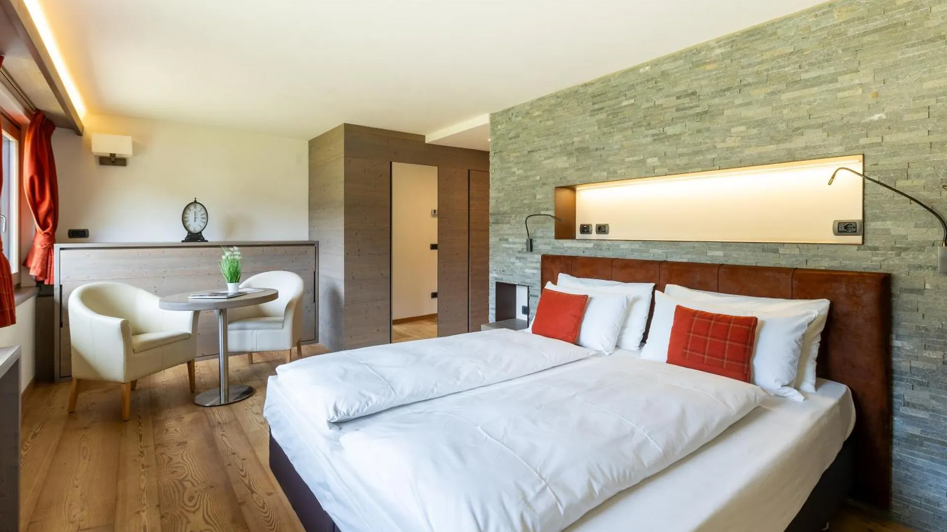 Hotel Cardo Isolaccia