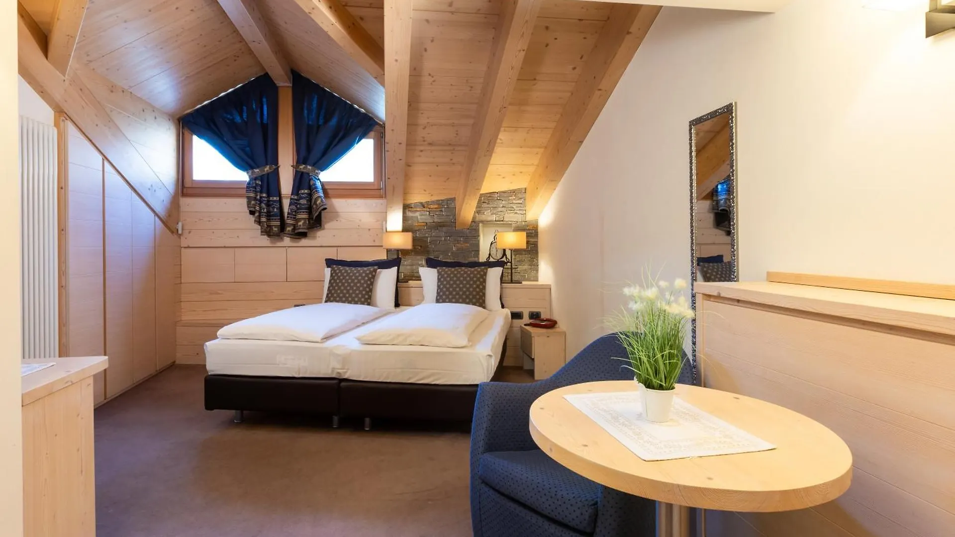 Hotel Cardo Isolaccia Italy