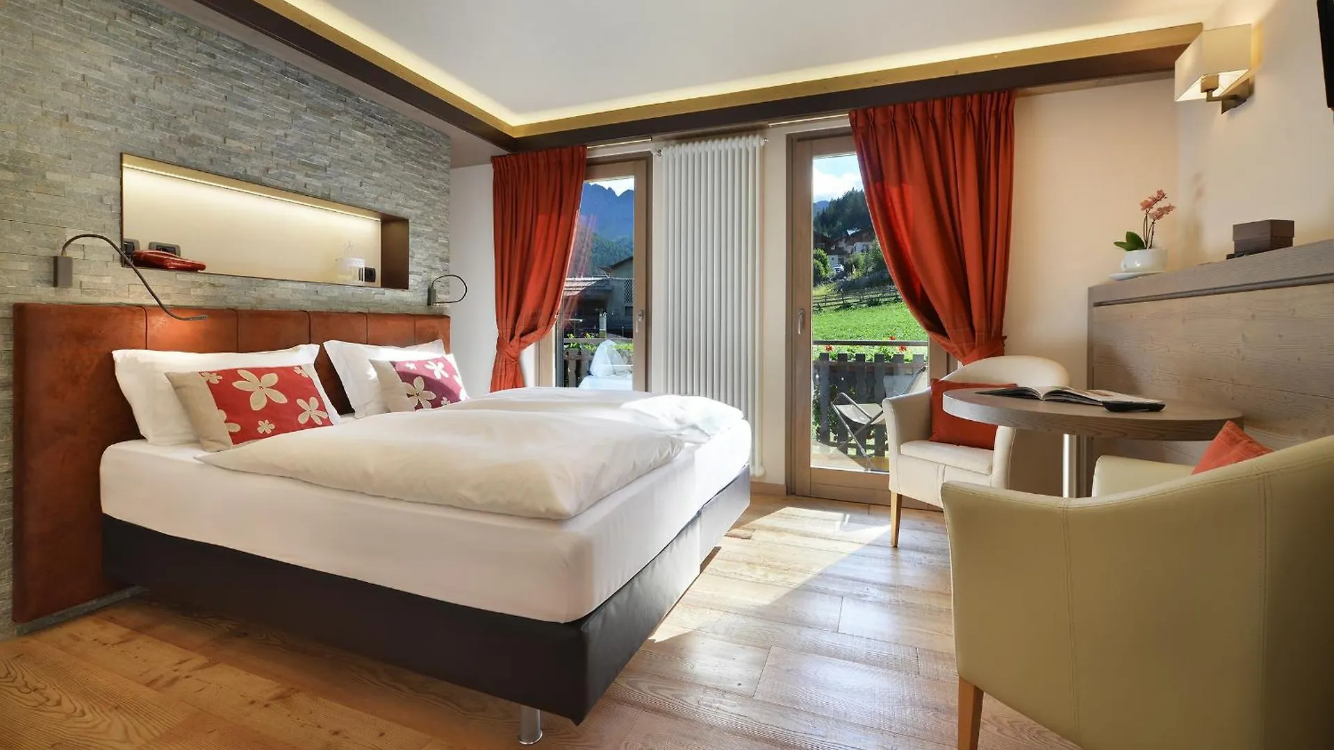 Hotel Cardo Isolaccia 3*,