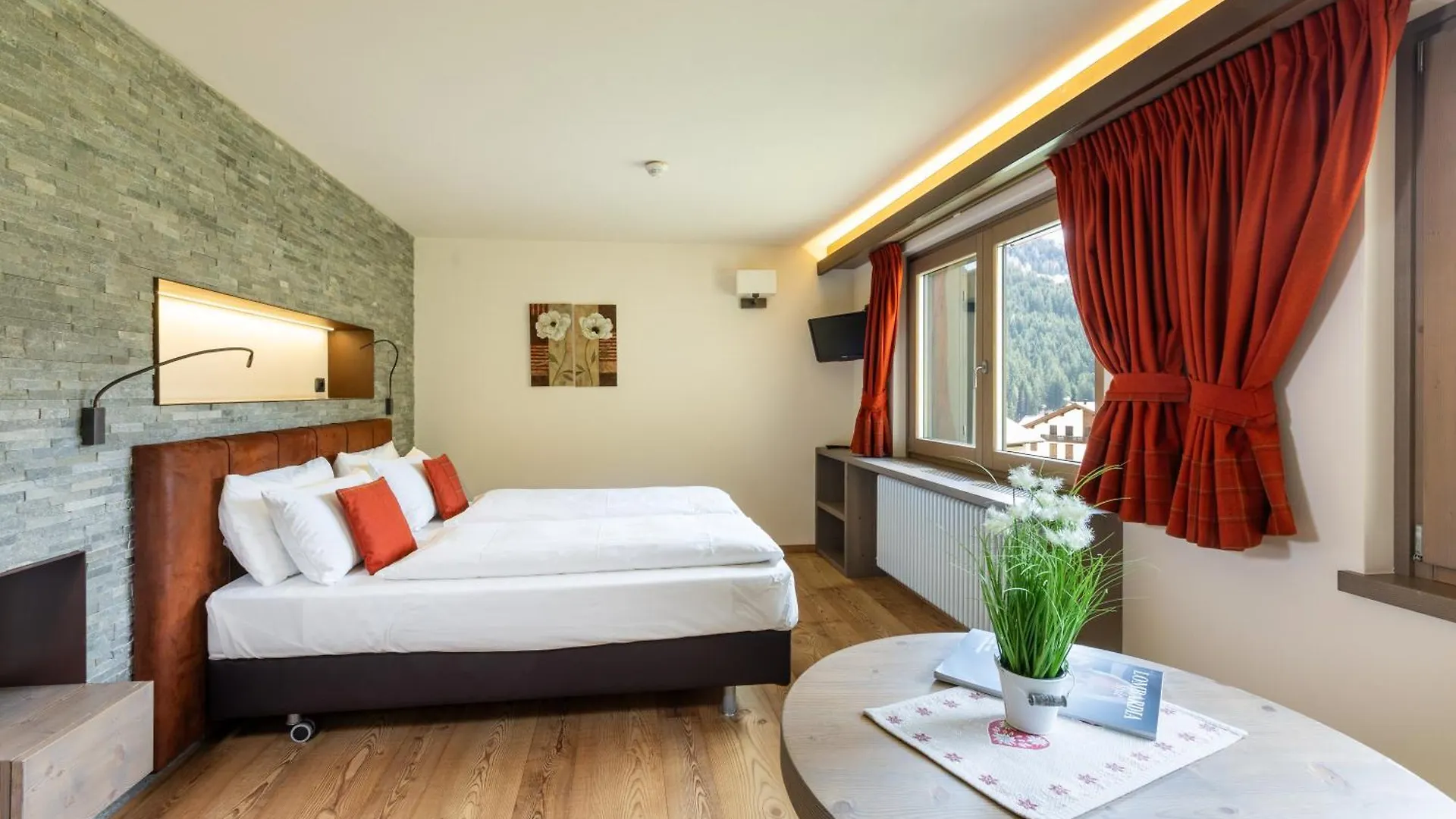 Hotel Cardo Isolaccia