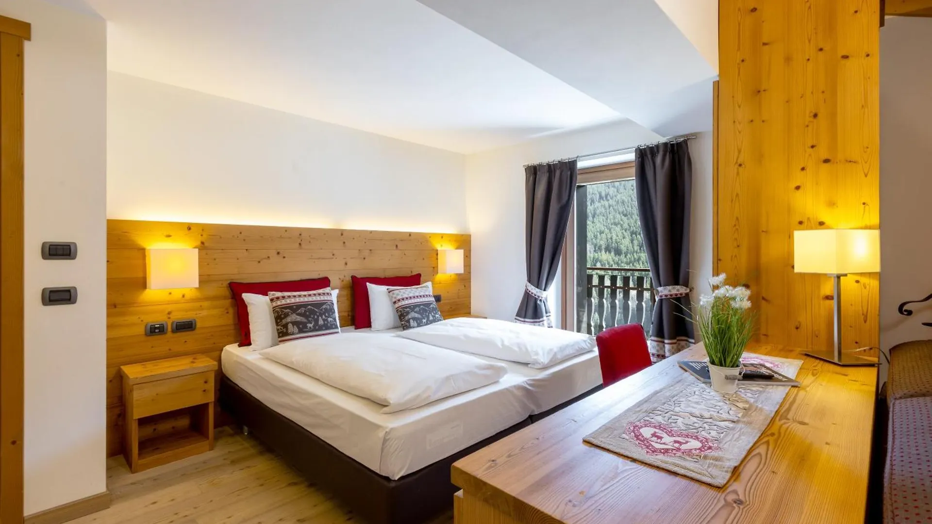 Hotel Cardo Isolaccia