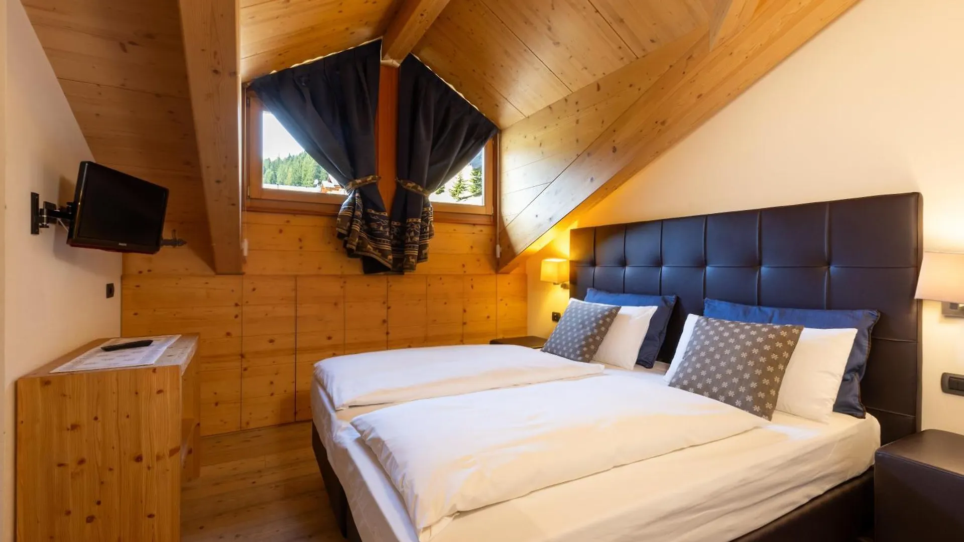 Hotel Cardo Isolaccia